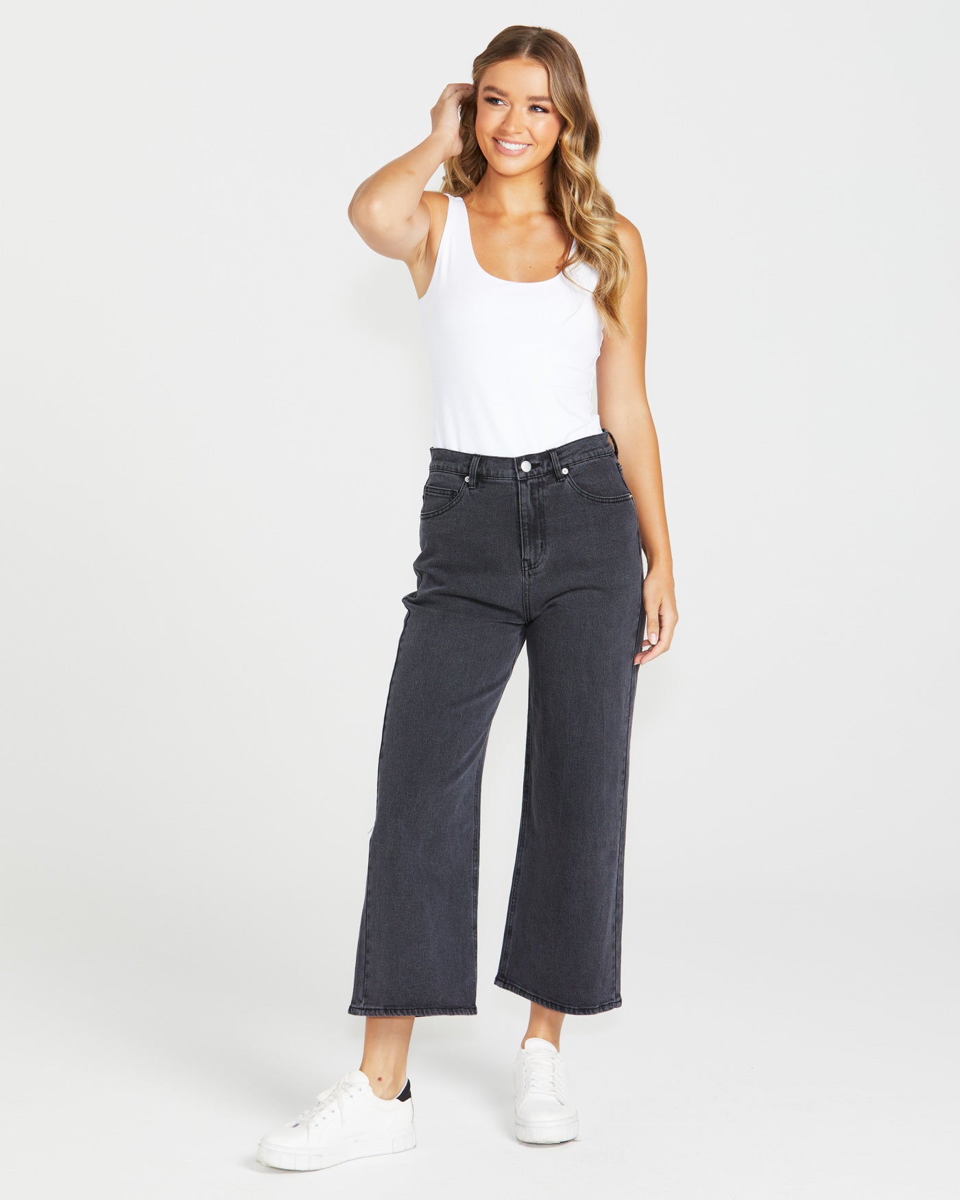 Sandy Washed Black Denim Jeans