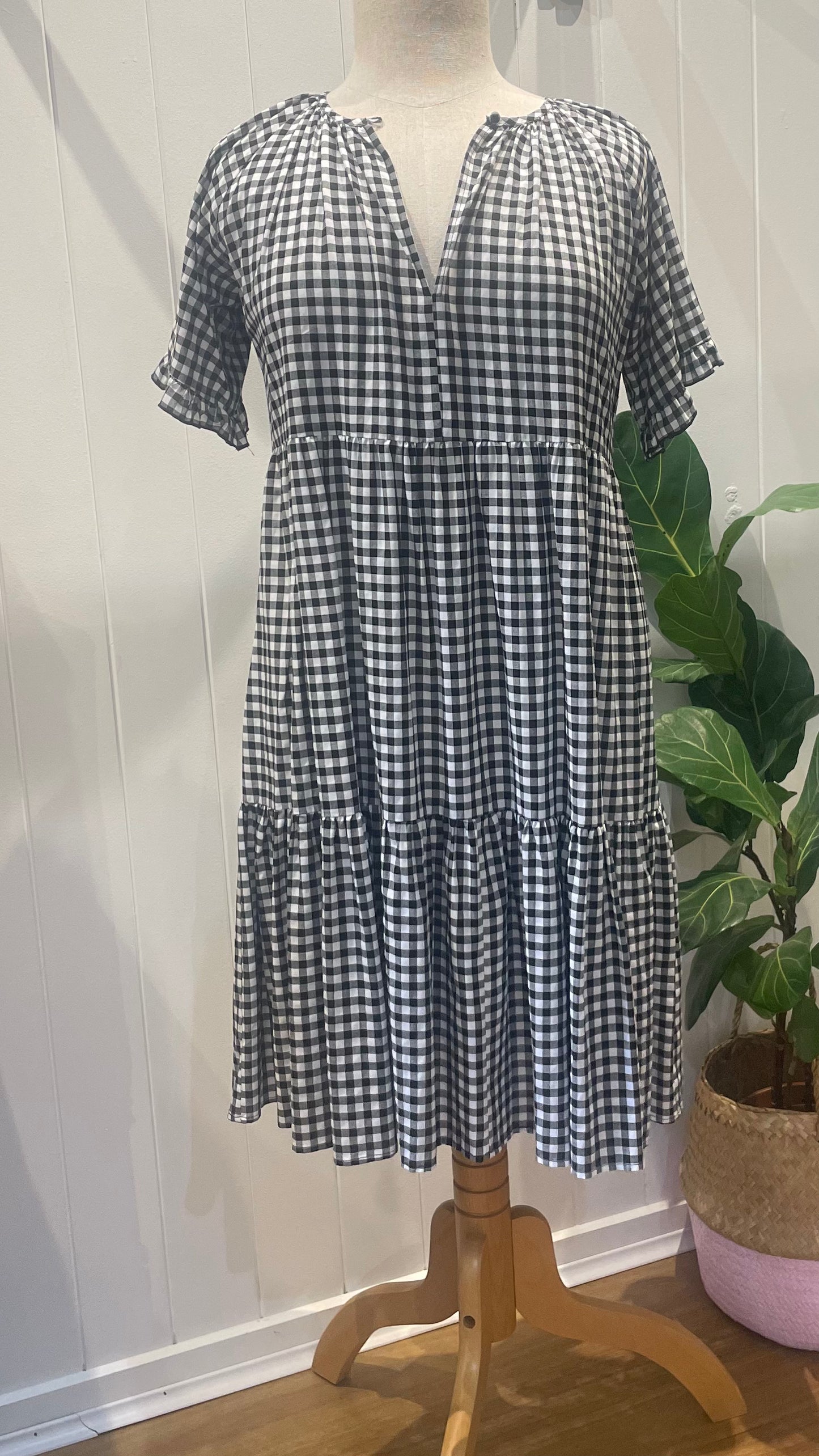 SAIJO Midi Dress in Gingham (Short Sleeve)