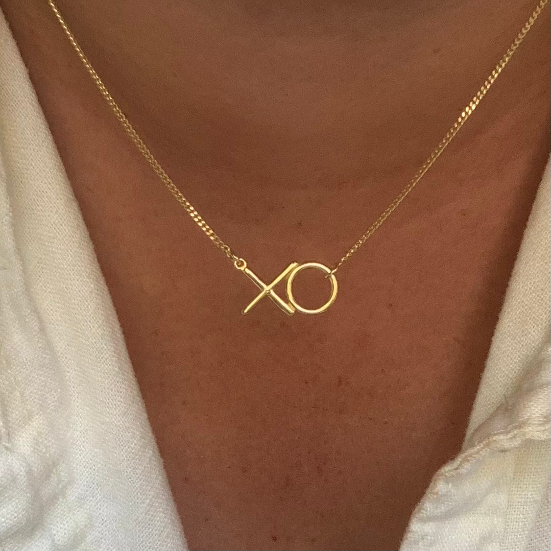Kiss & Cuddle "XO" 18K Gold Vermeil Necklace
