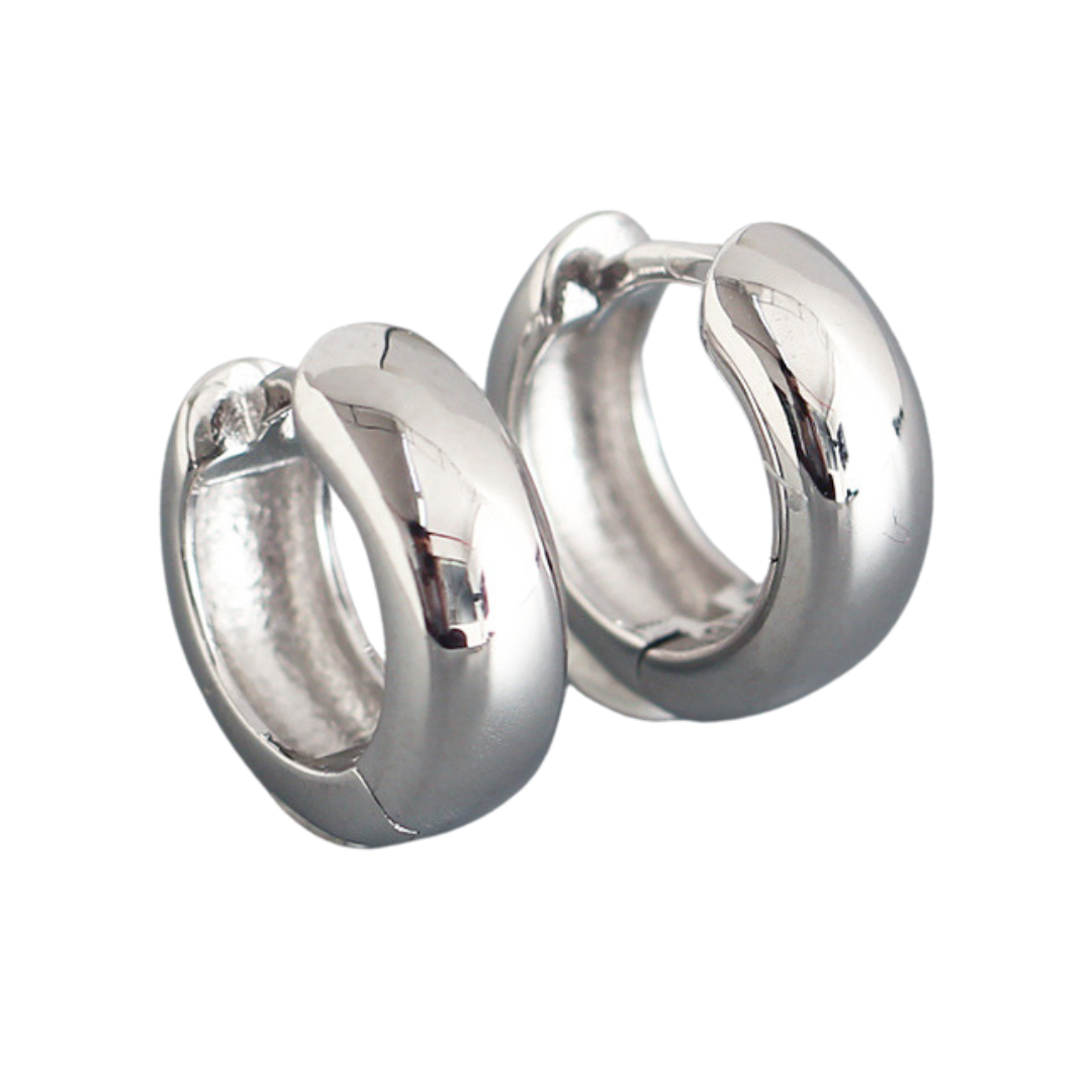 Polly Chunky Huggie Earrings Silver