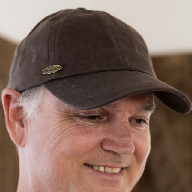 Teo Wax Cotton Cap Brow