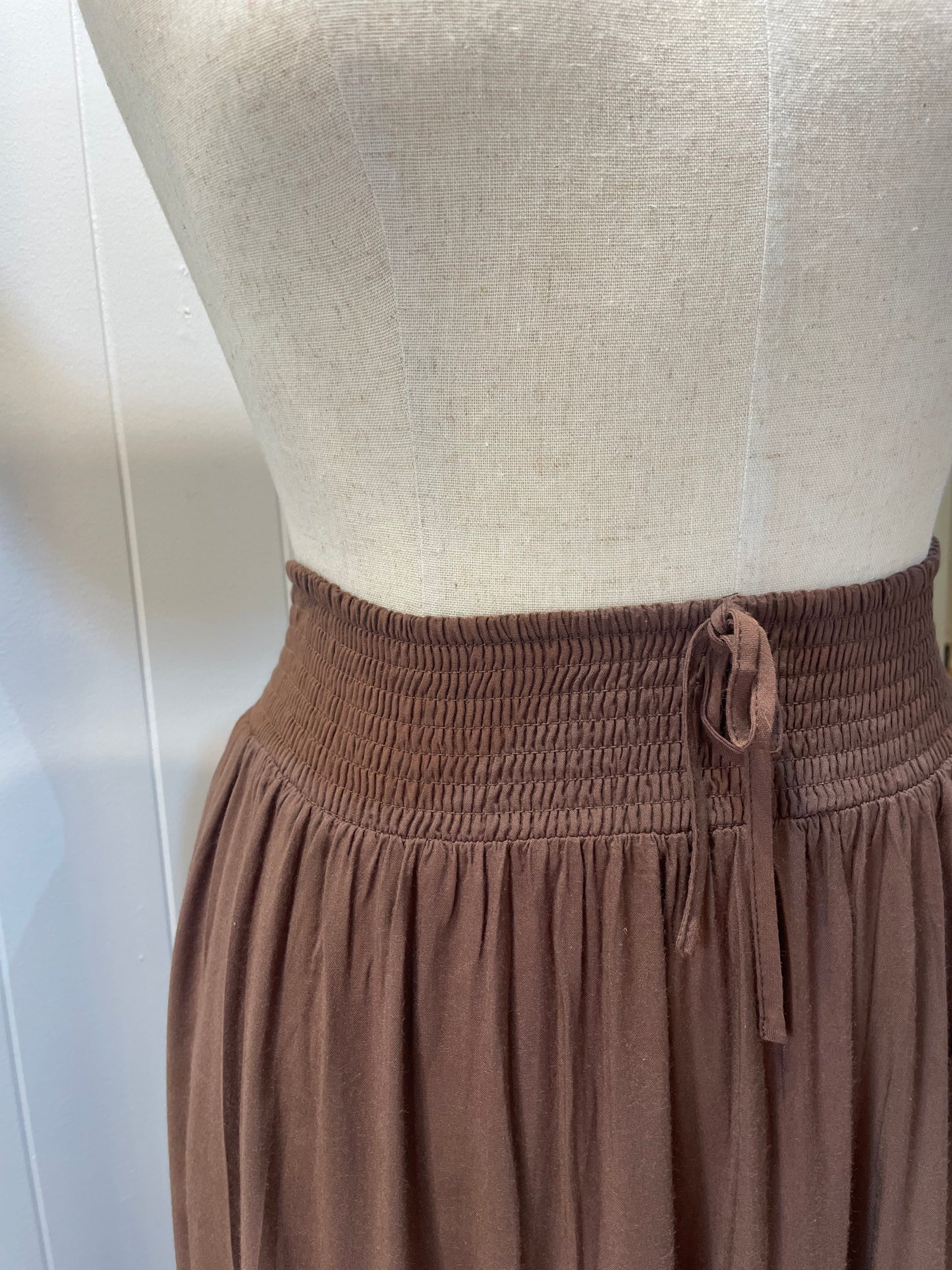 SAIJO Maxi Skirt in Chocolate