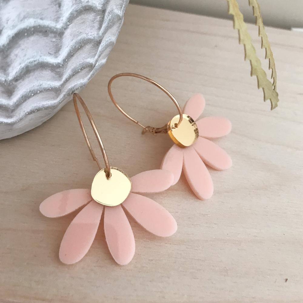 Jumbo Daisy Hoop Earring - Pale Pink and Gold
