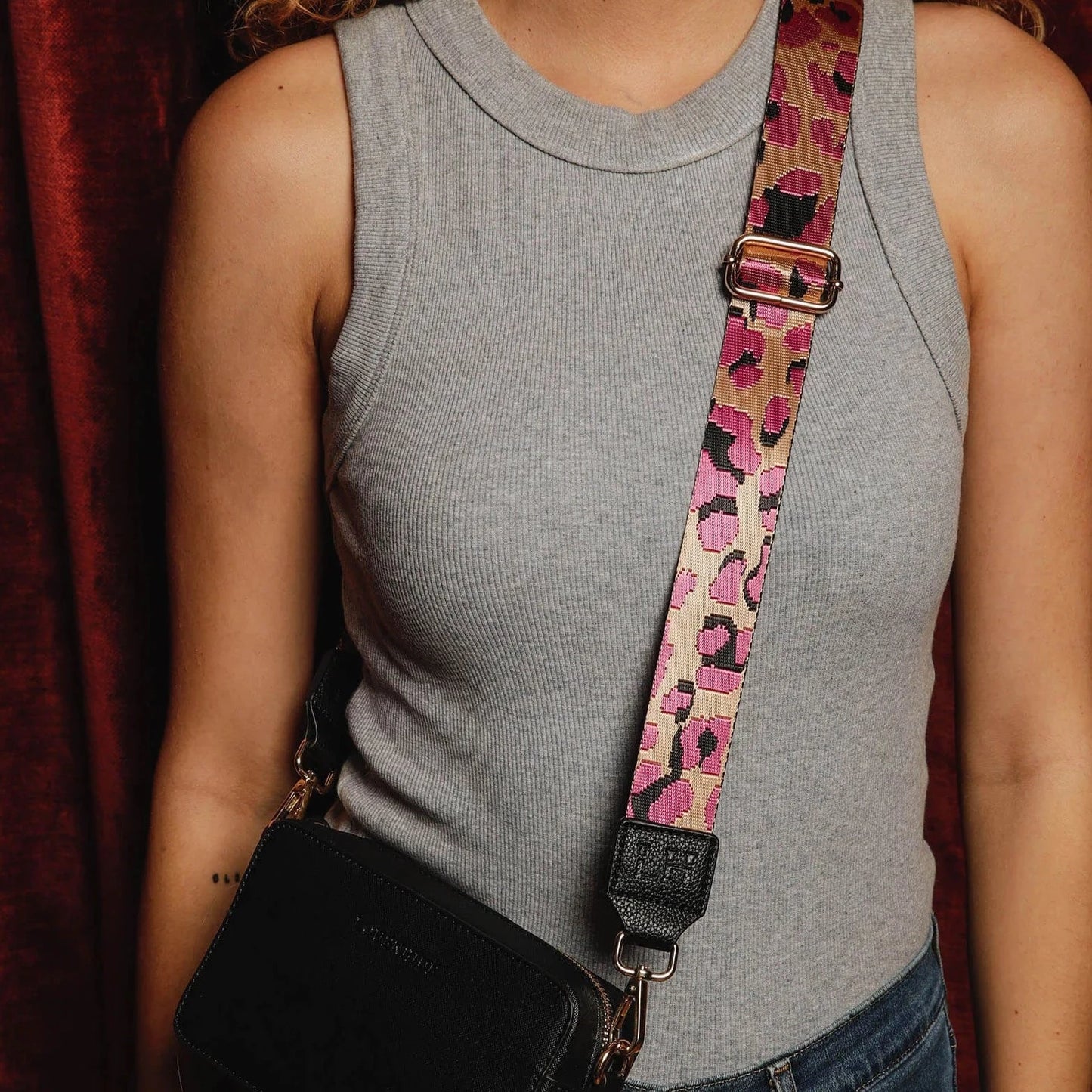 Tyler Handbag Strap in Fuschia Camo