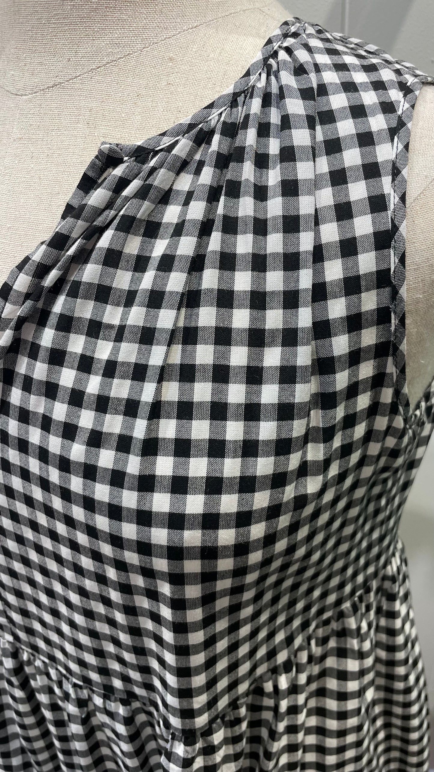 SAIJO Short Dress in Gingham (No Sleeves)