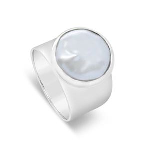 Selene Baroque Pearl Banded Ring