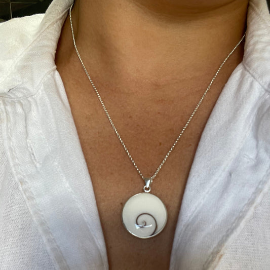 Mira Shiva Shell Pendant Necklace