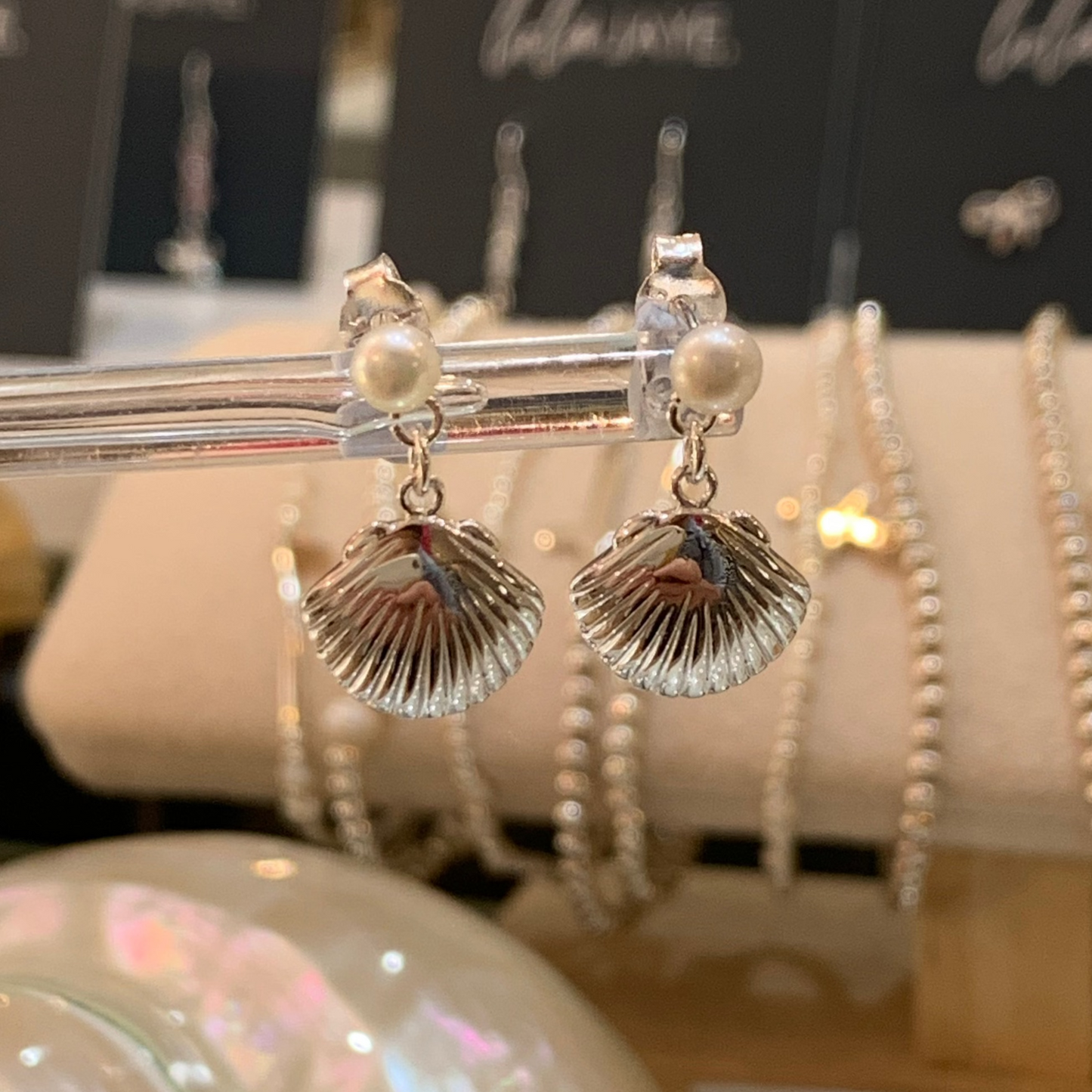 Kiki Shell & Freshwater Pearl Studs