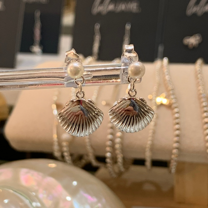 Kiki Shell & Freshwater Pearl Studs