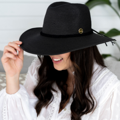 SUNDAISE_HATS_STOCKIST_TAMBORINEMOUNTAIN_LOLOMALIVING_LOLOMALIFESTYLE_HATS_HATS_robynnepanamahatblack_1_SH317_jpg