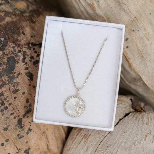 Eclipse Necklace with Mother of Pearl Silver