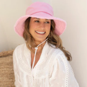 Teagan Medium Brim Hat in Pink